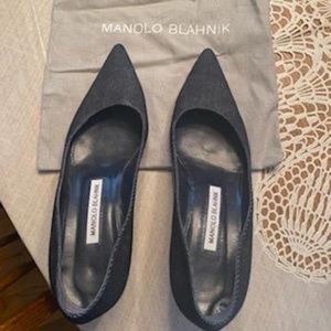 Manolo Blahnik pointed-toe pumps